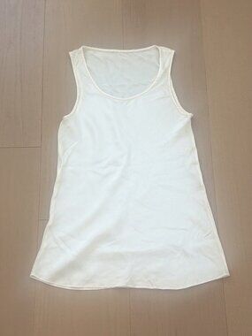 Hugo Boss Sleeveless SILK front and back tank top Color: Off White Size: XS
